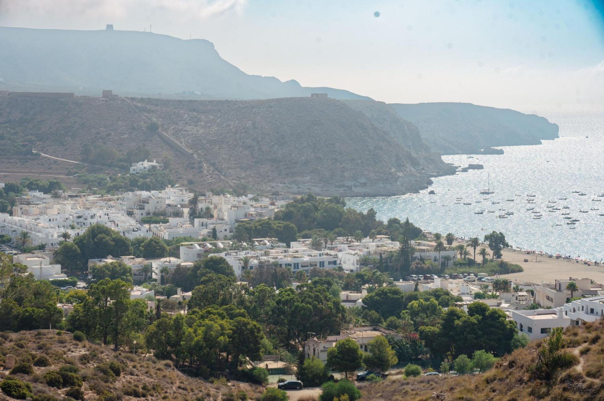 Complejo Turistico Los Bayiyos Агуа Амарга Екстериор снимка